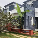 La Flora Cloud 9, Yelagiri