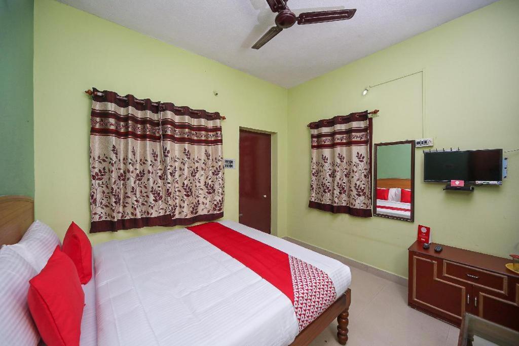 Hill View Resorts *