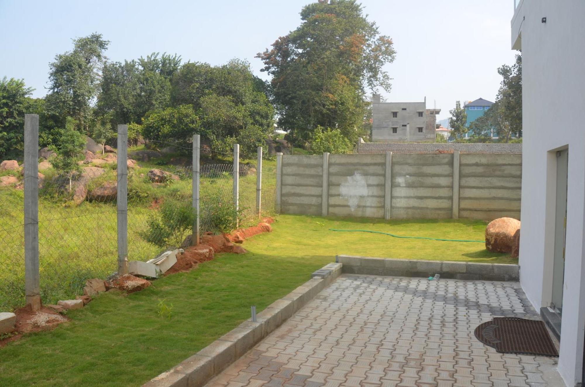 Prs Creek Side * Yelagiri