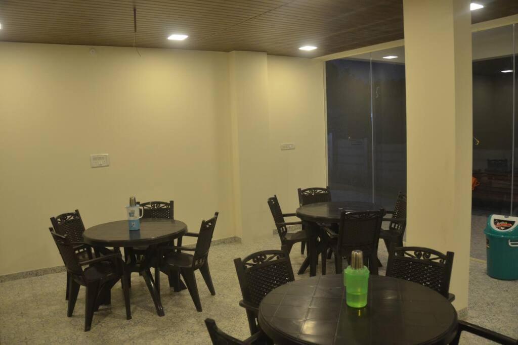 Prs Creek Side Guest house Yelagiri