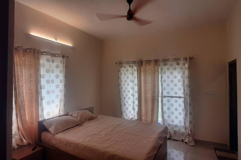Prs Creek Side Guest house Yelagiri