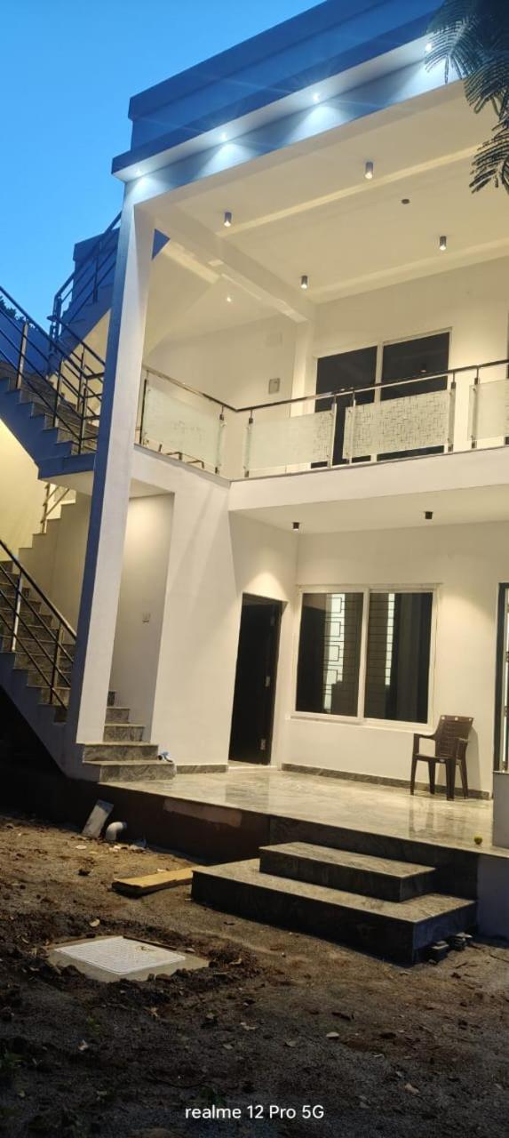 Villa Easy - Stone White - Free Wifi - Full Kitchen - Free Barbeque Equipment
