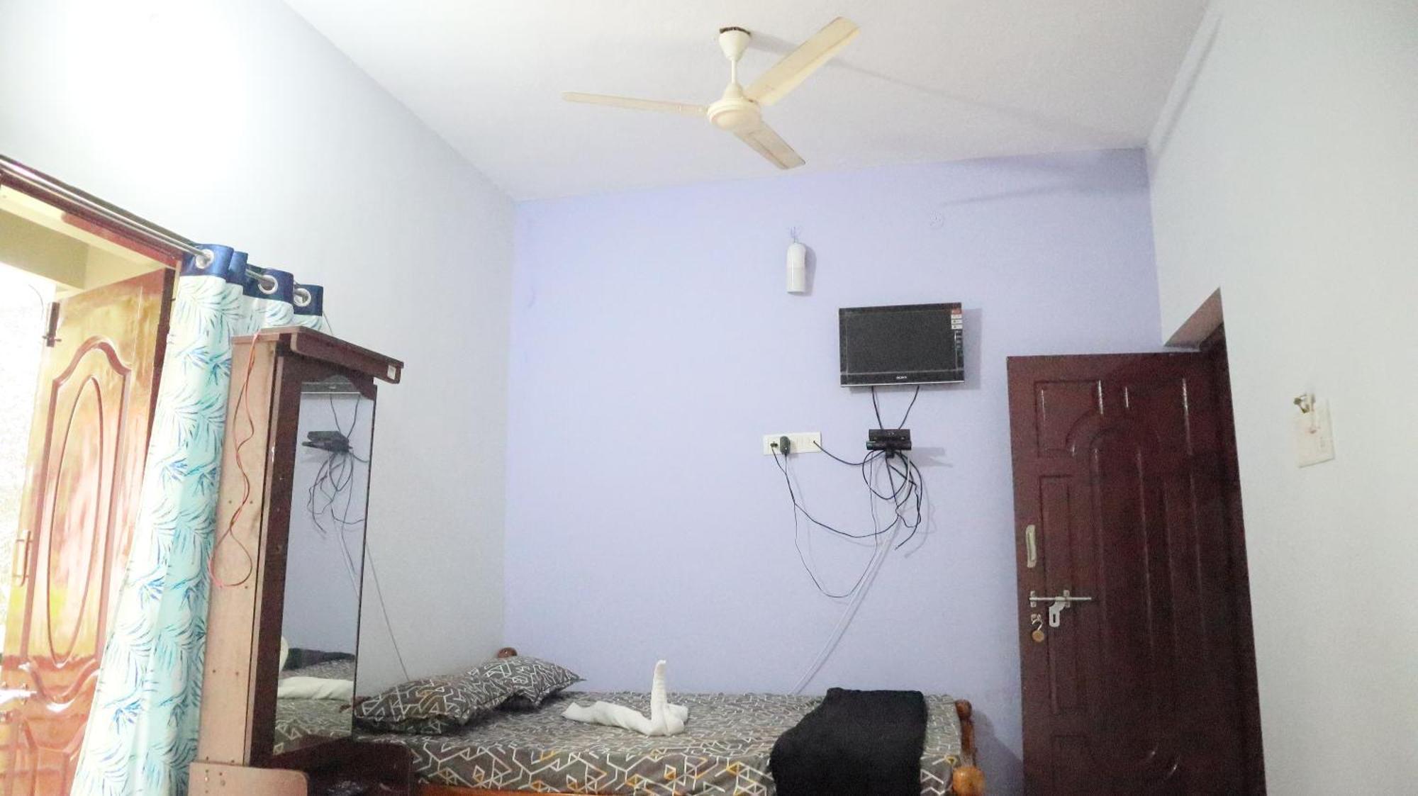 Guest house Nakshatran Yelagiri