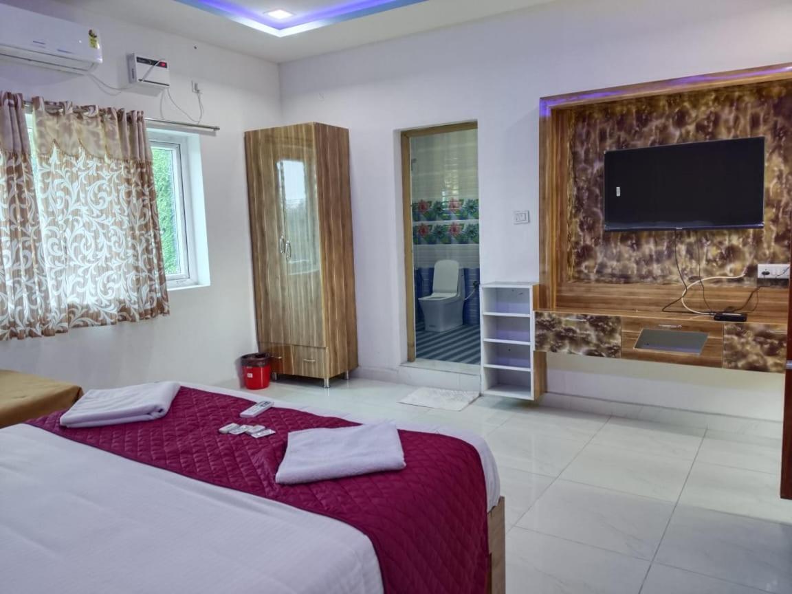 Thavika Onila Resort *