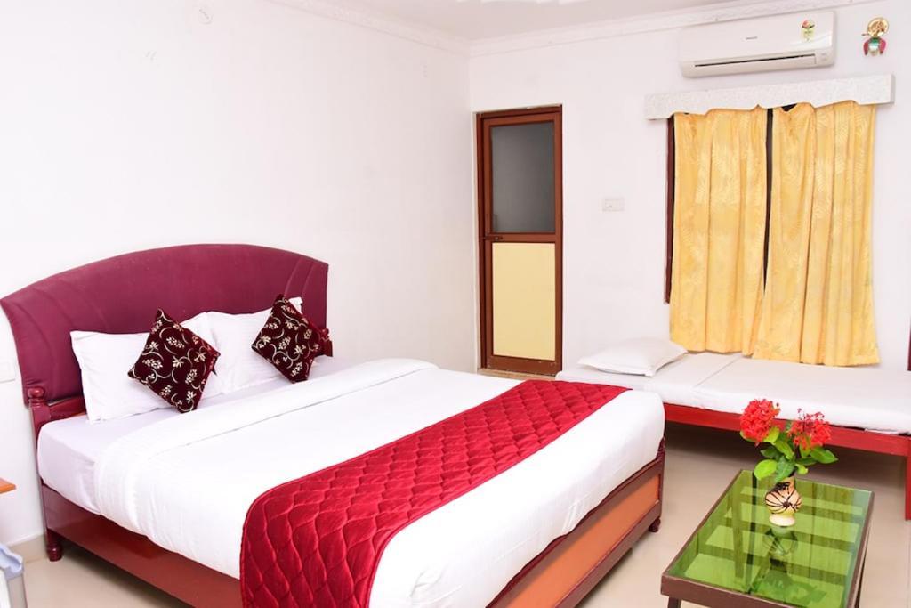 Resort Thavika Onila