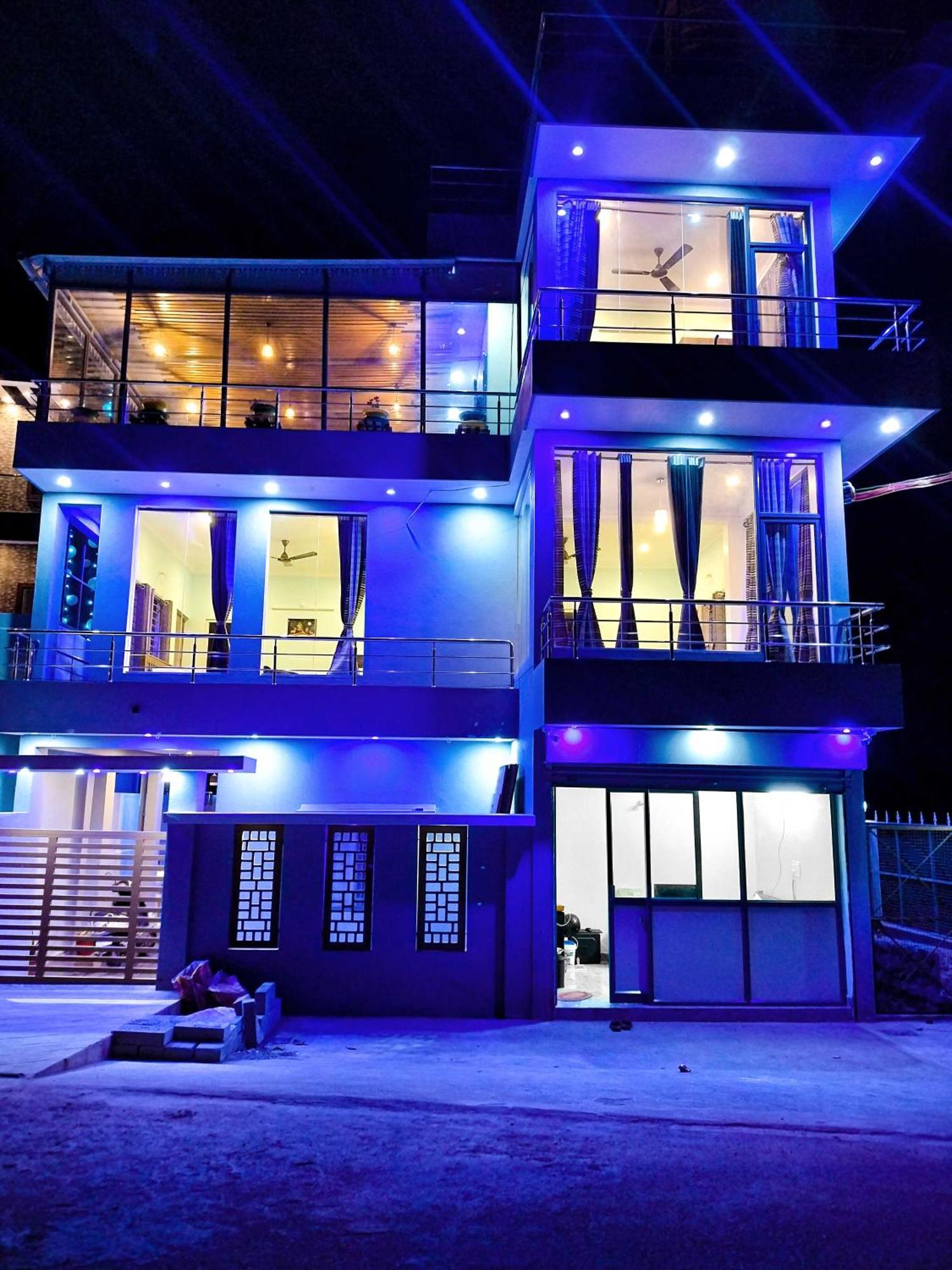 Goldhill Resort