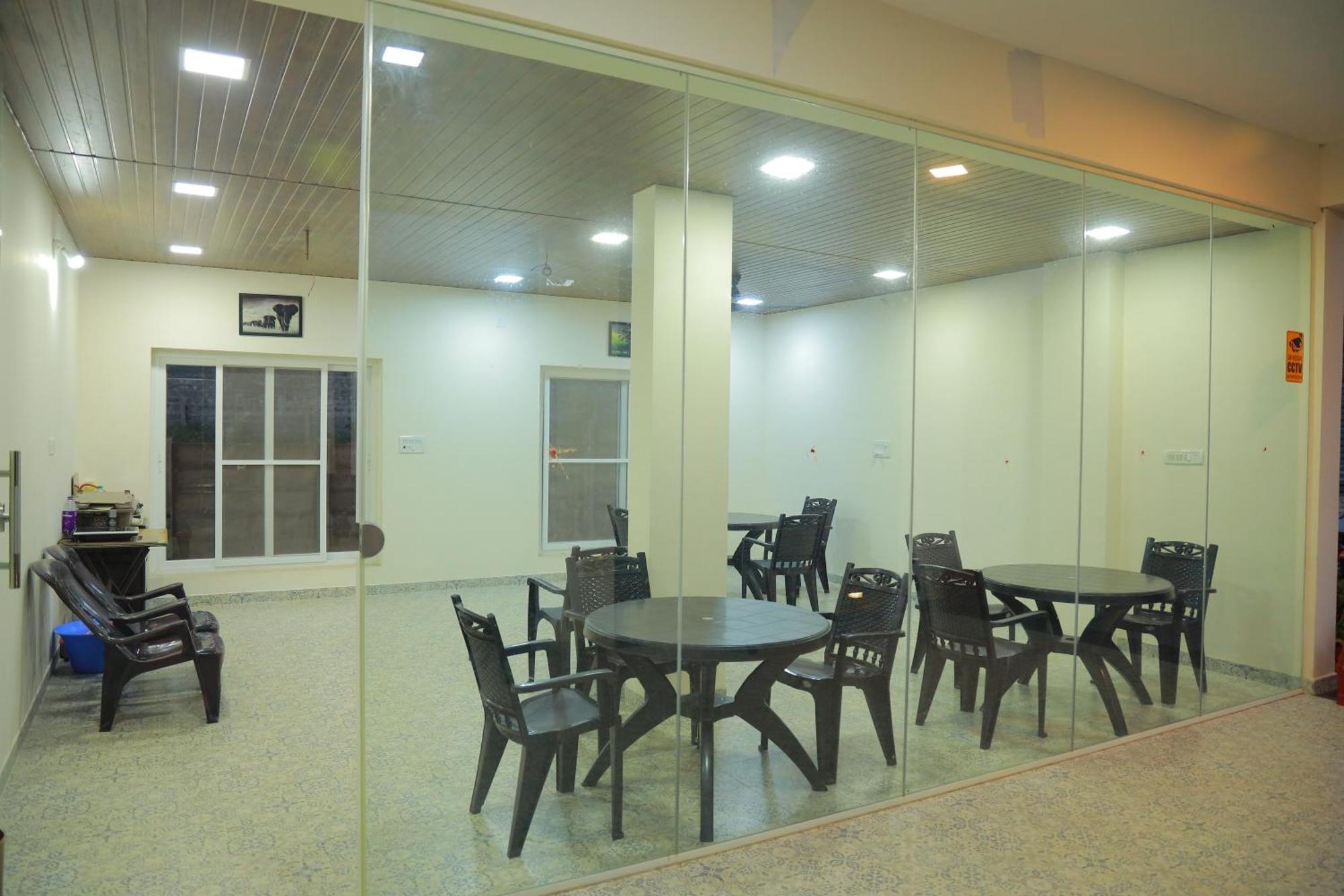 Guest house Prs Creek Side Yelagiri