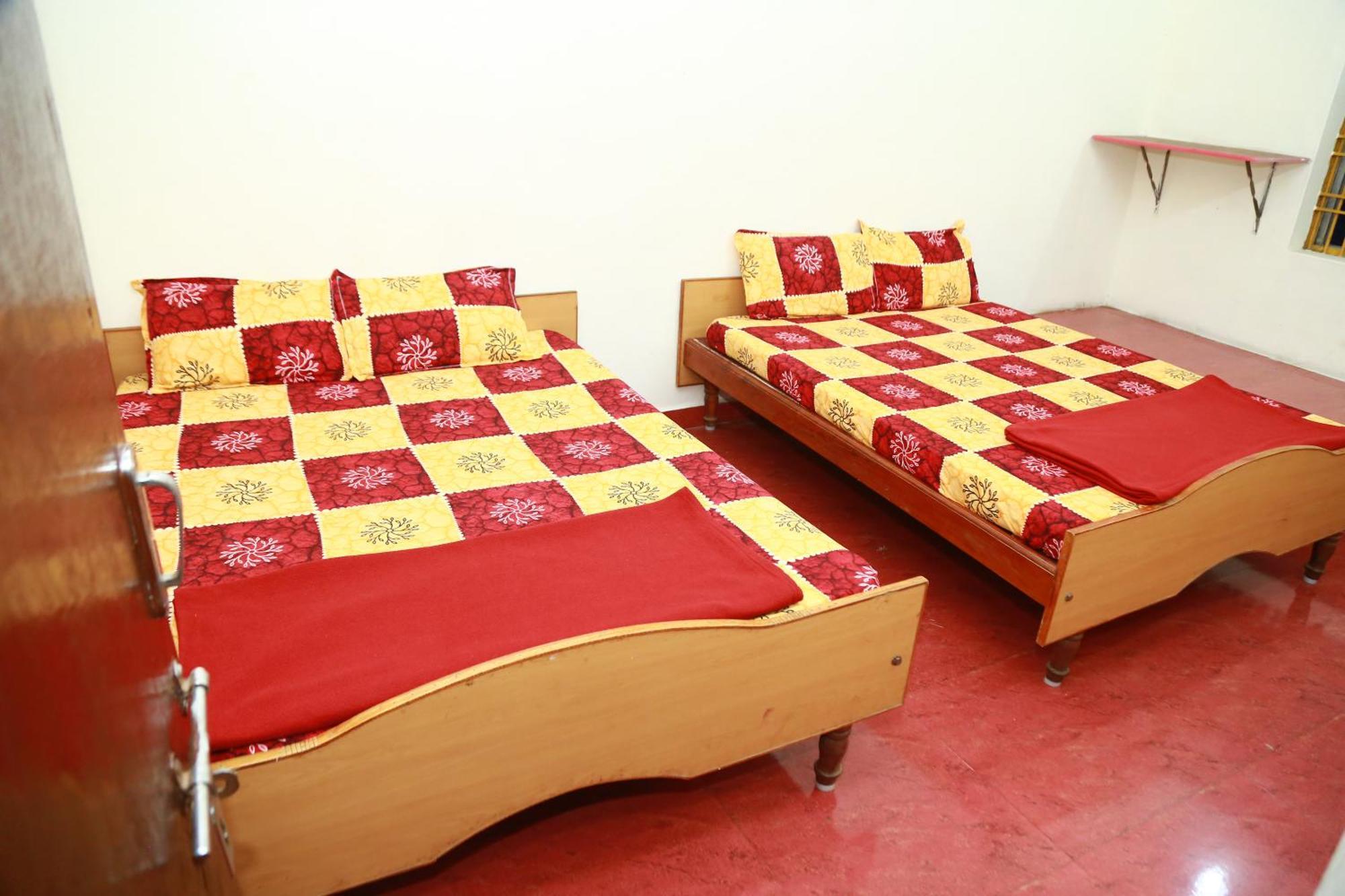 Hotel Sjr Residency 3*