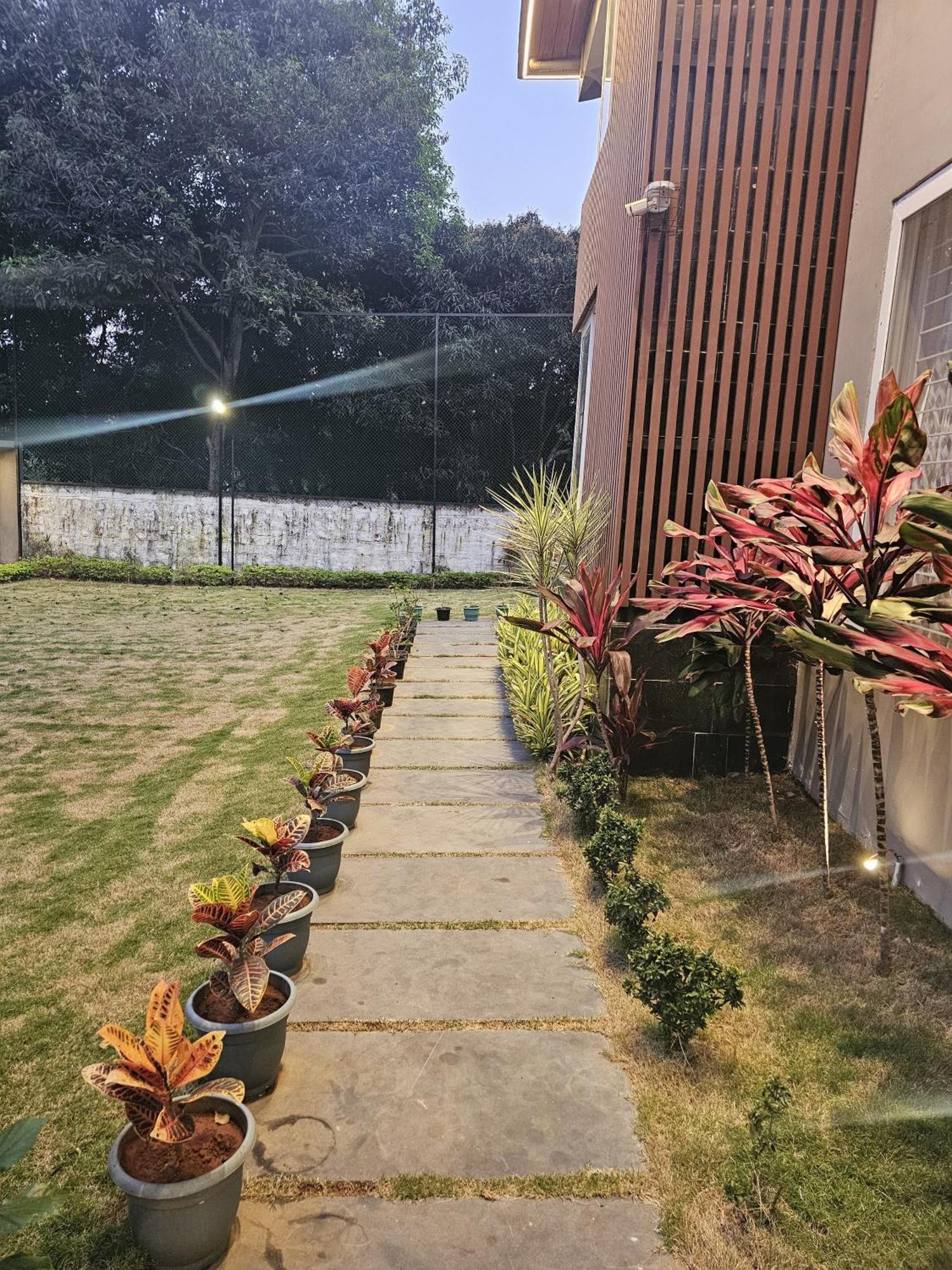 Pine Tree Garden - No Alcohol Zone Apartment Yelagiri