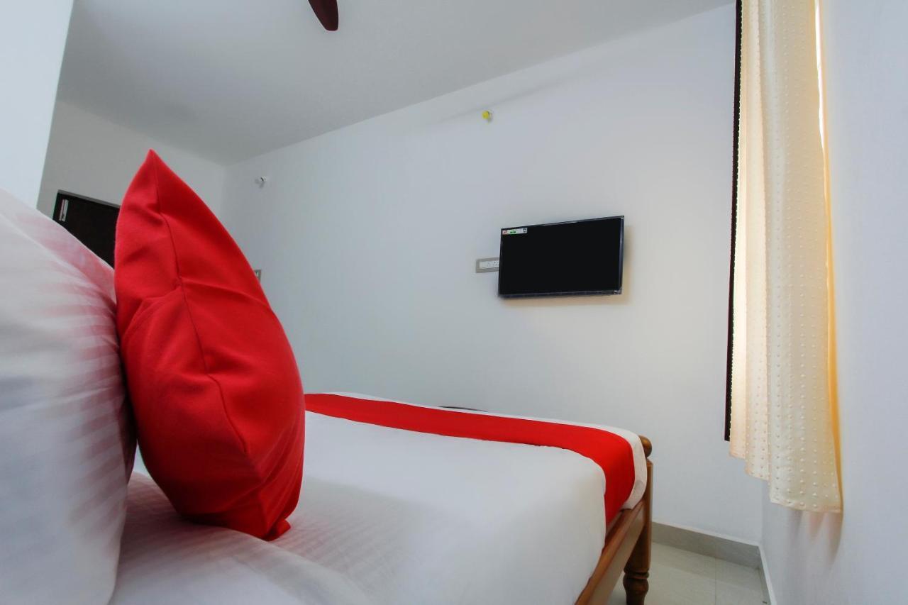 Oyo 69141 White Palace - Yelagiri