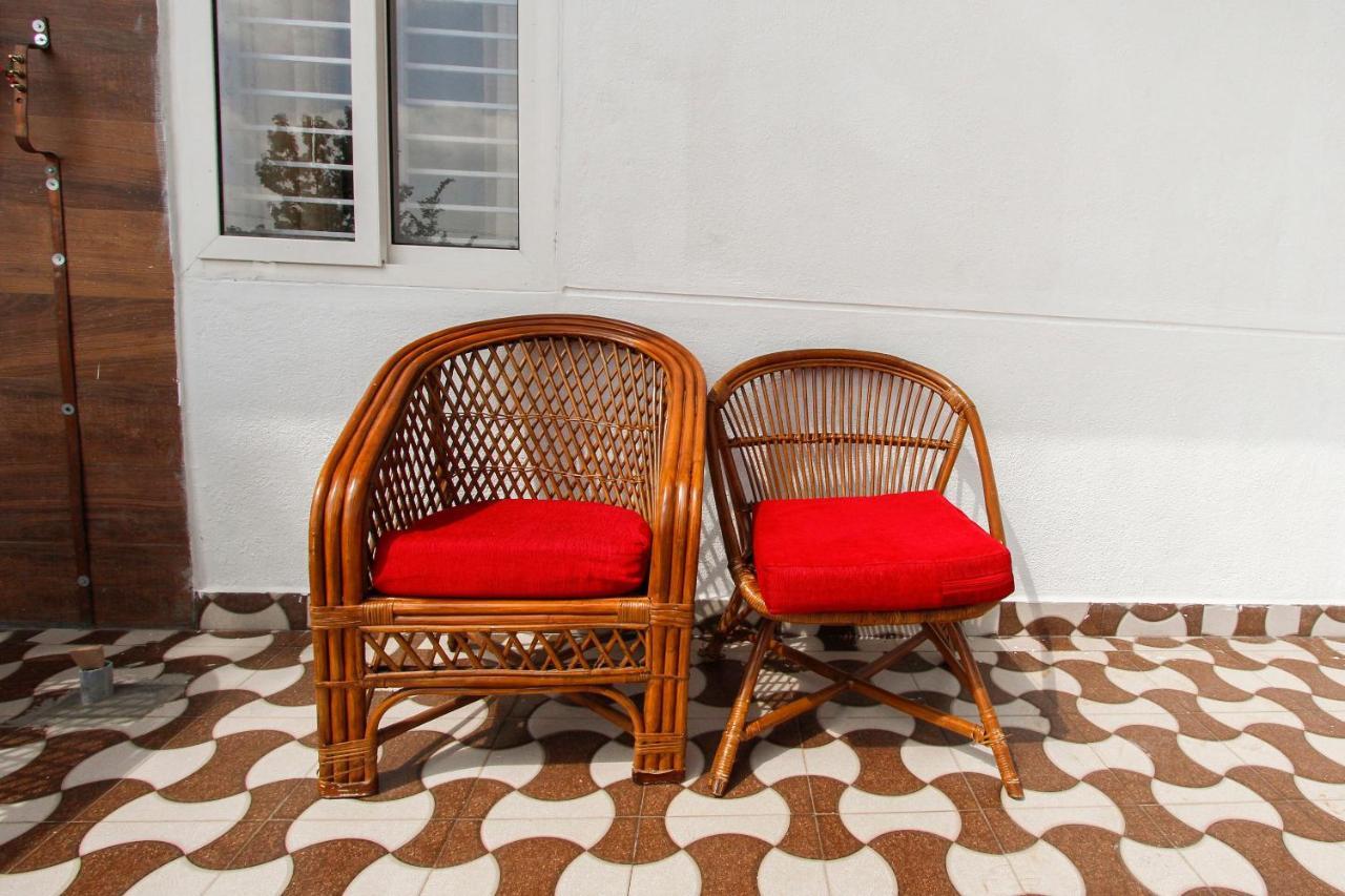 Oyo 69141 White Palace - Hotel 3*