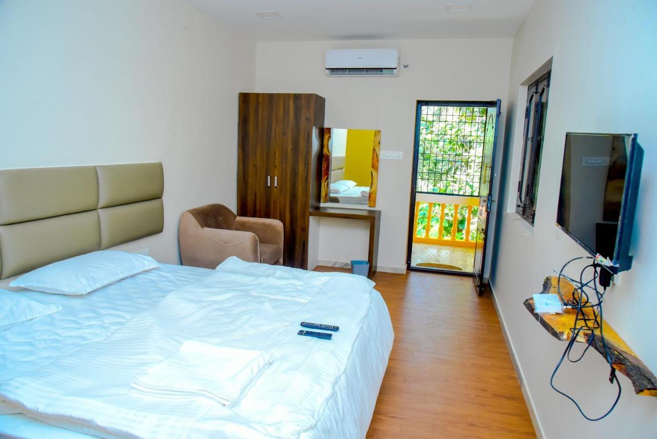 Fundera Aqua Hotel