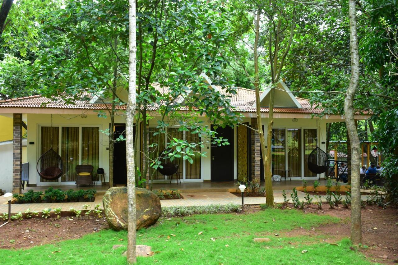 Zeenath Taj Gardens 3*