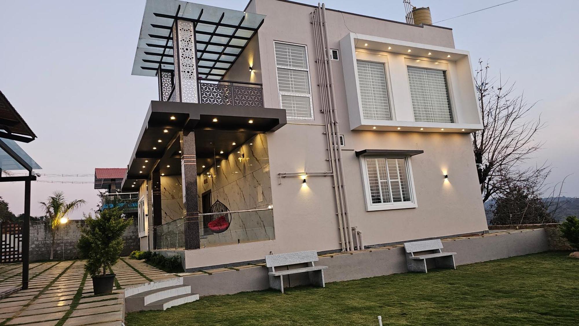 Muneera Villa *