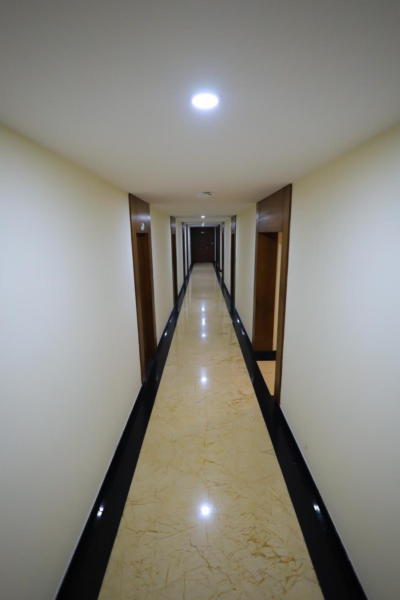 J S Grand Hotel Yelagiri