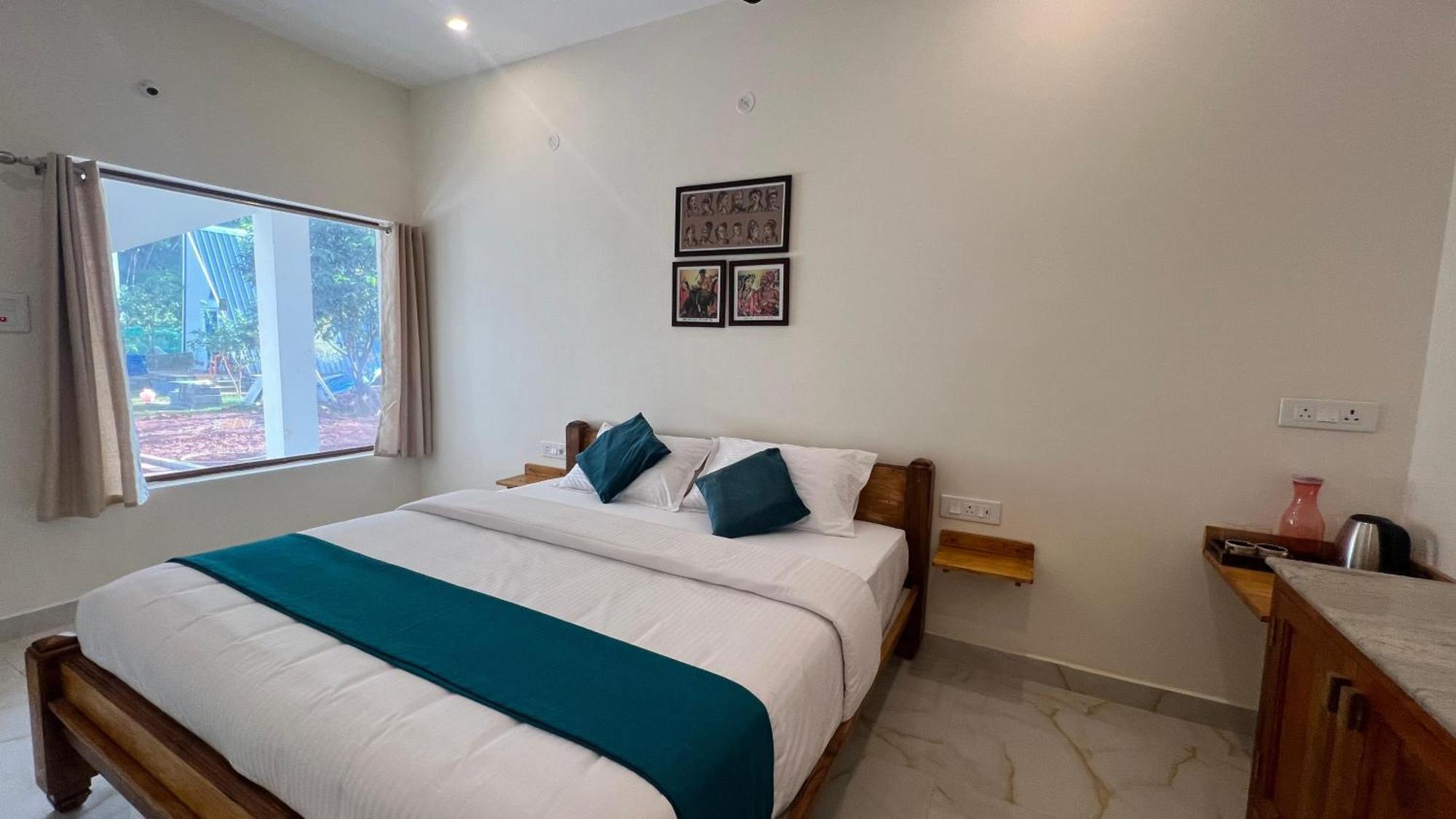 Resort The Novel Yelagiri