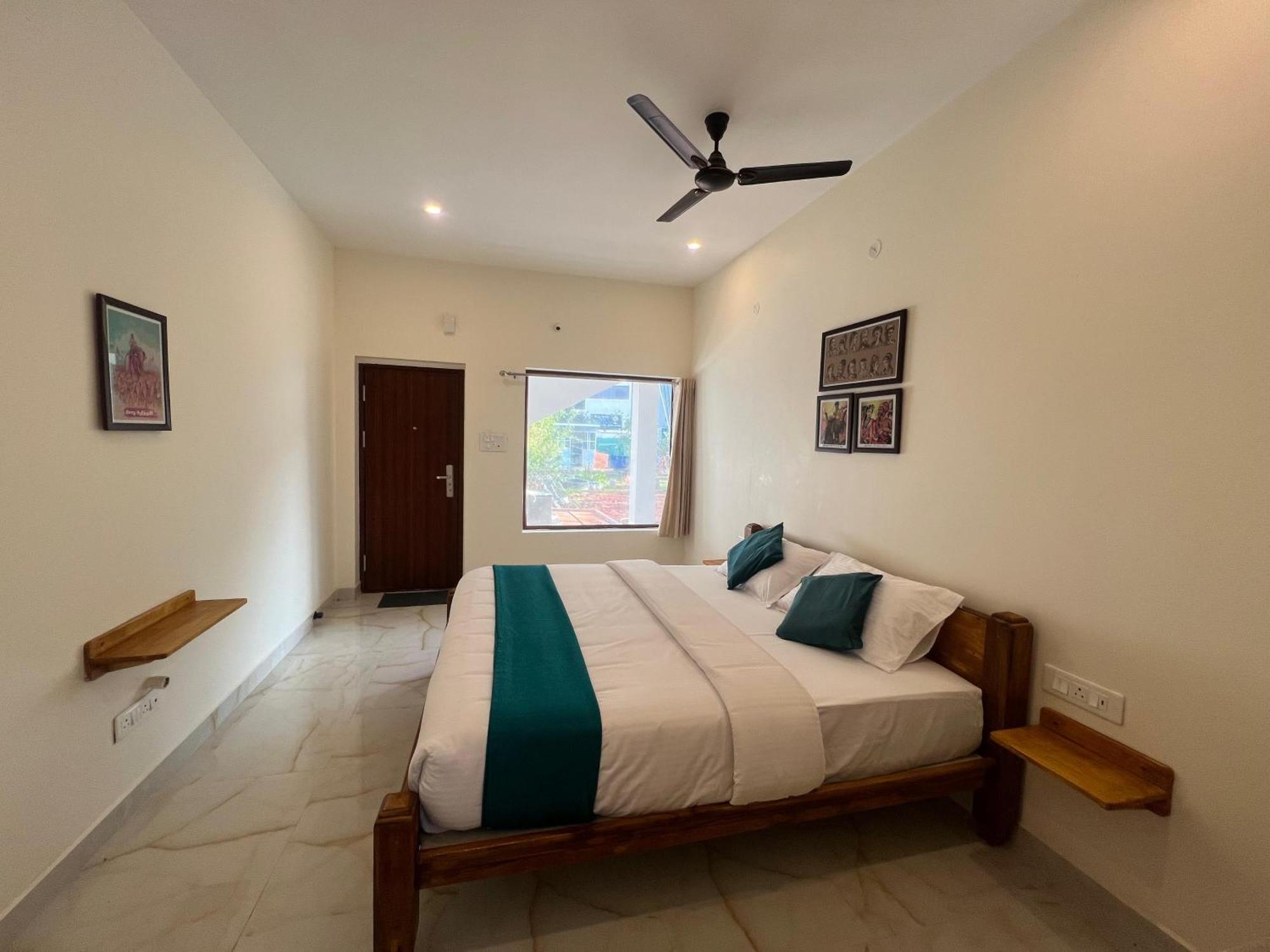 Resort The Novel Yelagiri