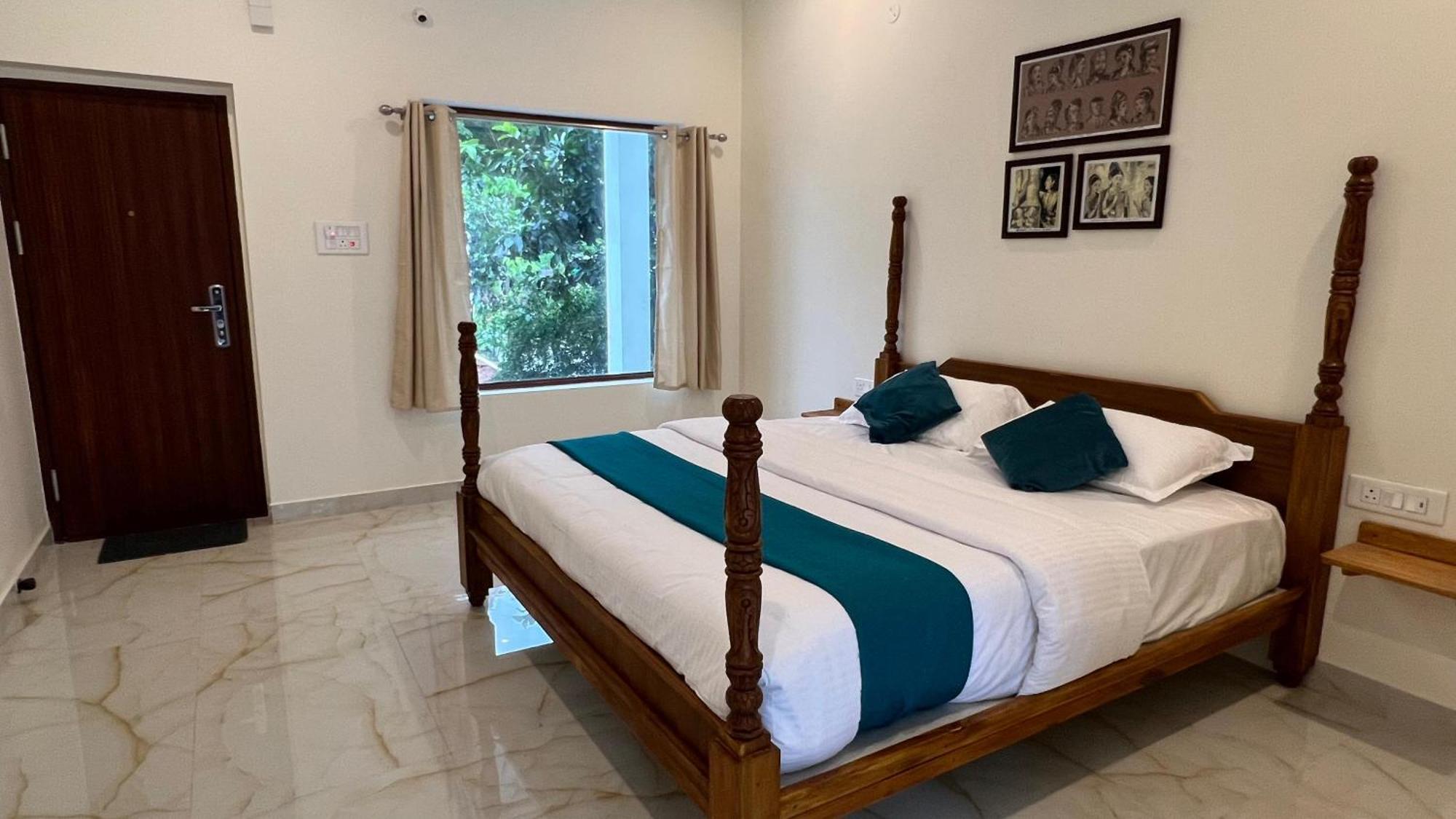 Resort The Novel Yelagiri