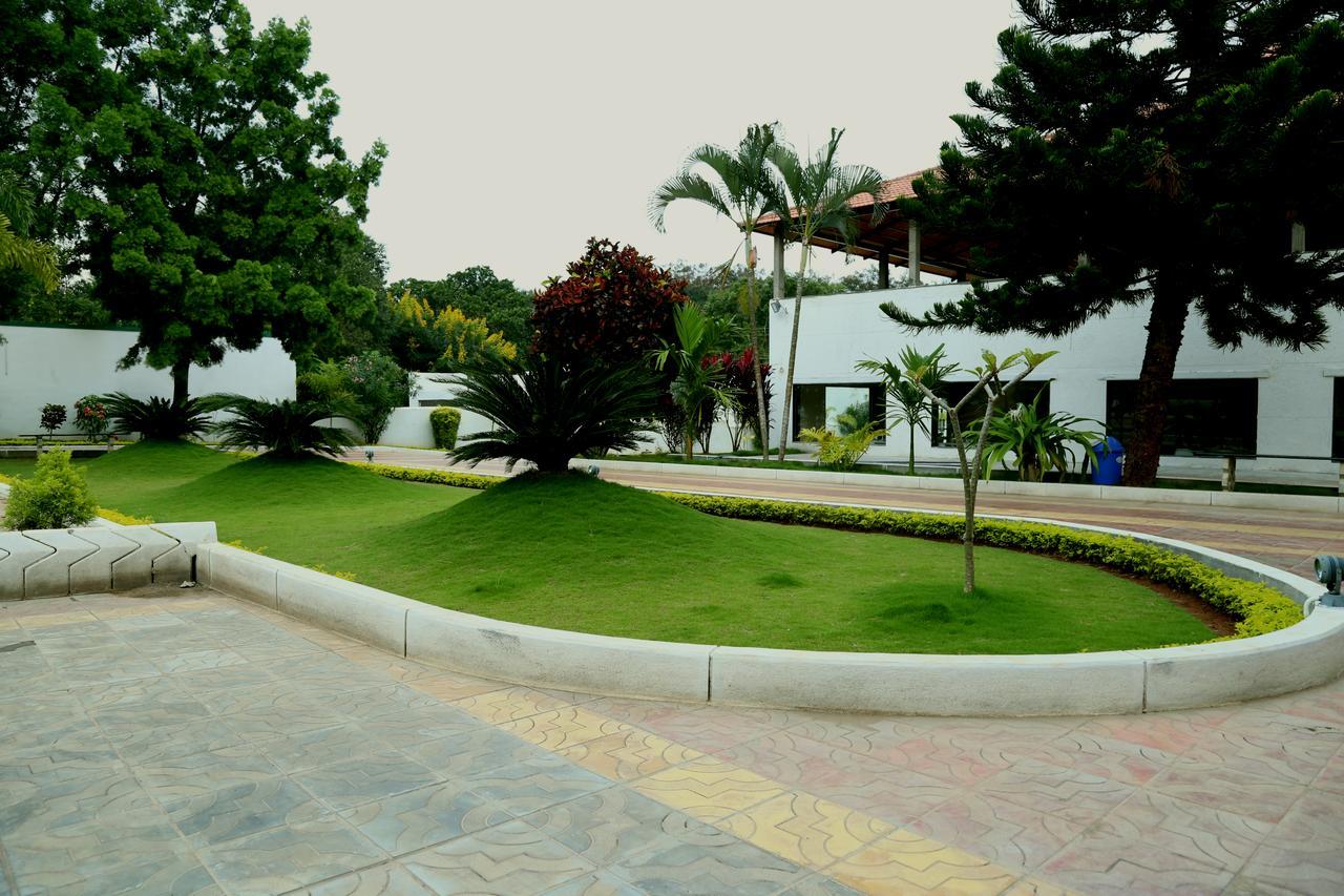 Hills Hotel